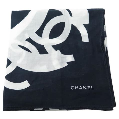 chale chanel femme|foulards de chanel.